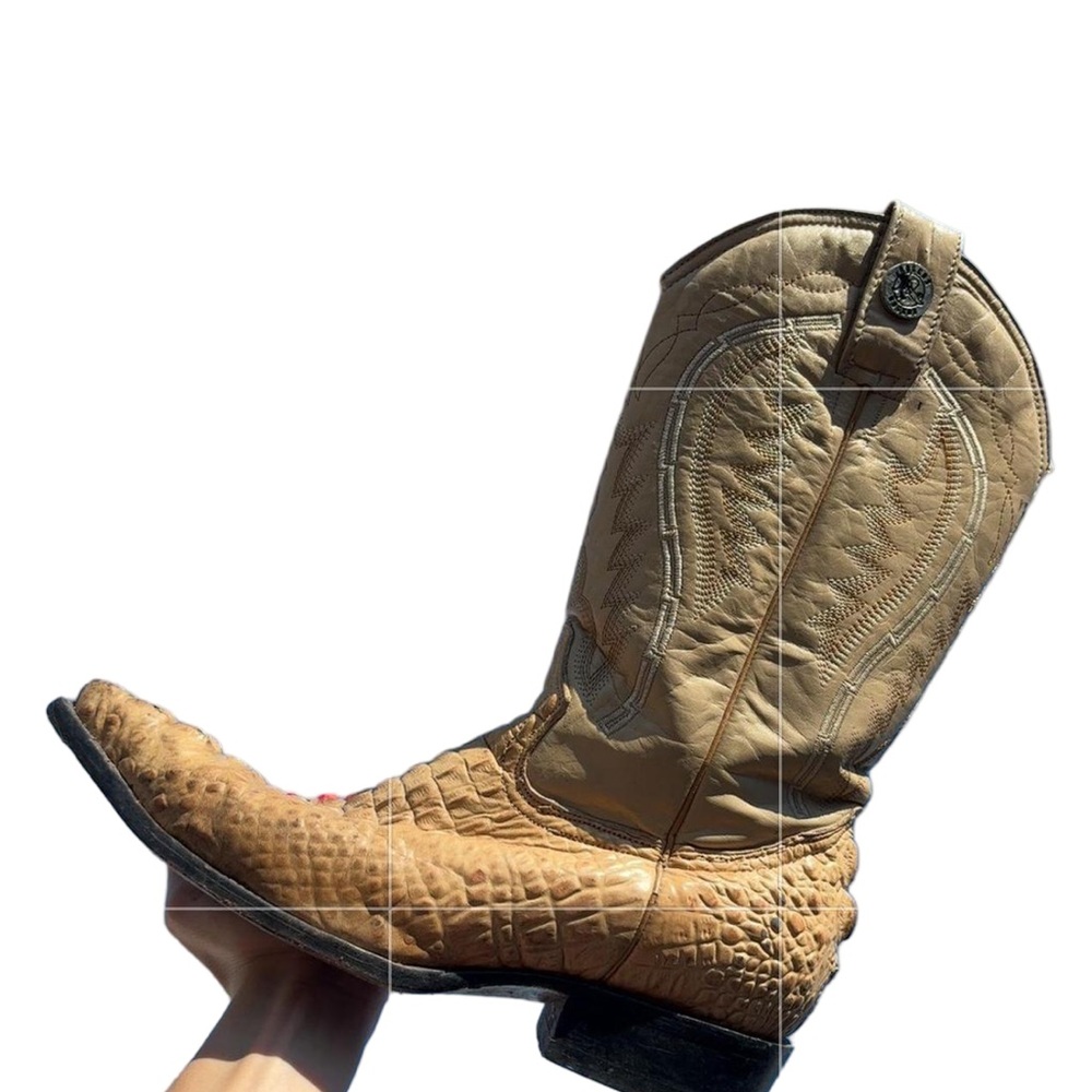 ❌SOLD❌Vintage ROGER Boots Genuine Exotic Alligator Western Boots – Tan –